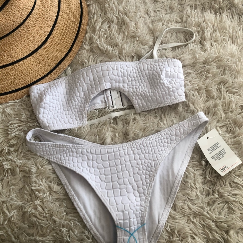 ASOS bikini set - Picture 3 of 3